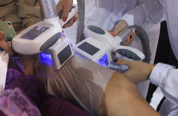 40KHZ Cryolipolysis Body Slimming Machine / Fat Removal Rf Cavitation Machine