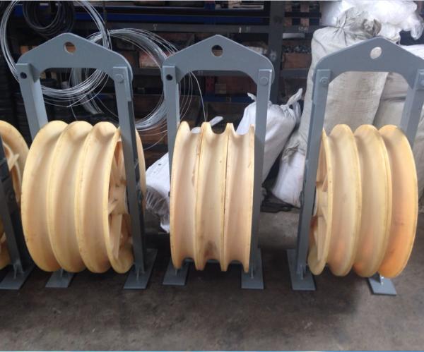 Quality SHSQN660 large diameter stringing block with three wheels nylon wheel transmission parts pulleys for sale