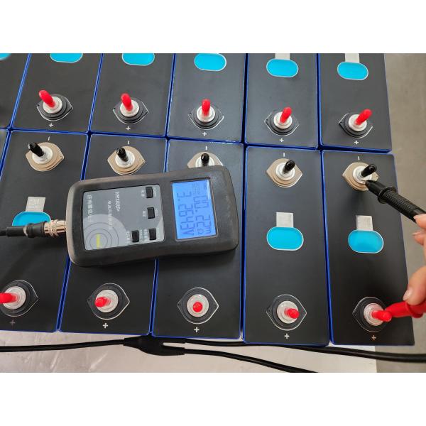 12V EVE 304ah LiFePO4 4S 12.8V DIY Battery Kits JK 200A BMS LCD For Caravan motor home AC