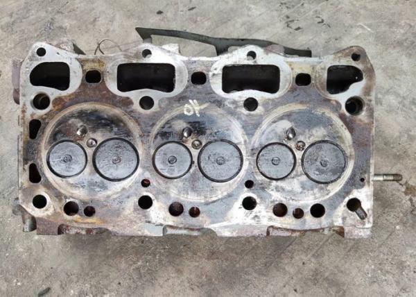 Direct Injection Used Engine Heads 3LD2 Diesel 6 valve Water Cooling For
