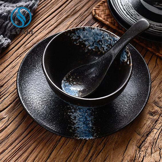 Quality Round Enameled Retro Black Porcelain Dinnerware Scratches Resistant for sale