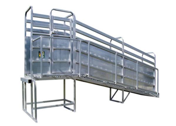 Quality High Tensile Pressed Animal Loading Ramps , Metal Adjustable Loading Ramp for sale