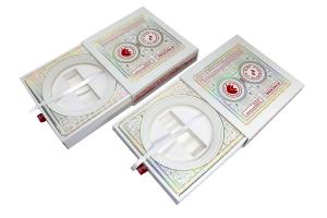 China Custom Gift Box Packaging , Cardboard Paper Box With Ribbon Pull on sale