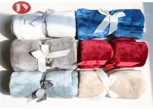 Eco - Friendly Custom Polyester Blanket , Ultra Soft  Microplush Blanket Rolled Package