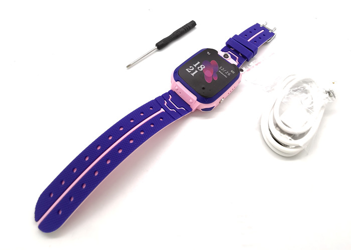 2 Colors Watch GPS Tracker Interaction Touch Screen GPS Tracker Watch For Family