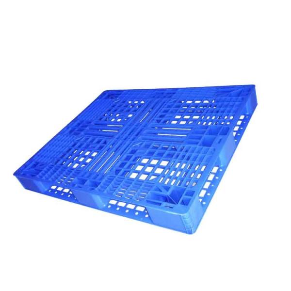 Quality Corrosion Resistant Grid Surface HDPE Plastic Pallets Blue 1200*1000mm for sale