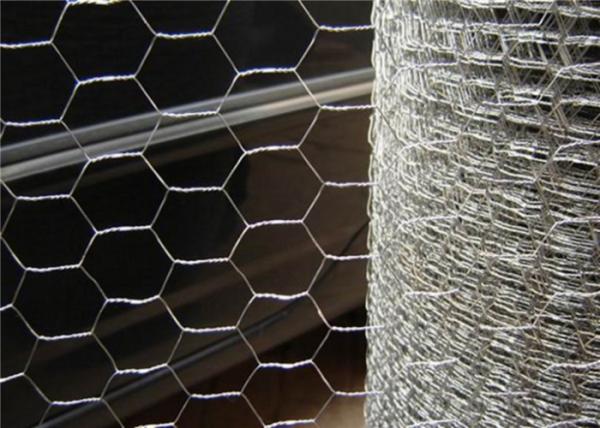 Quality Oxidation Resistant 25m Hexagonal Wire Netting For Chicken for sale