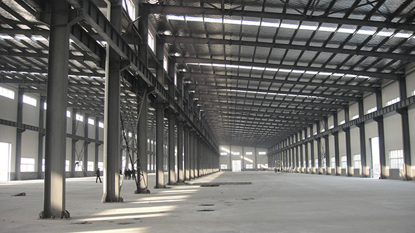 Q235 Q355 Prefabricated Metal Warehouse For Large Use Space