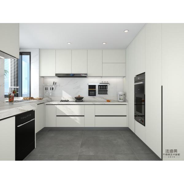 White Elegance Kitchen Cabinets With High-Low Sintered Stone Countertops