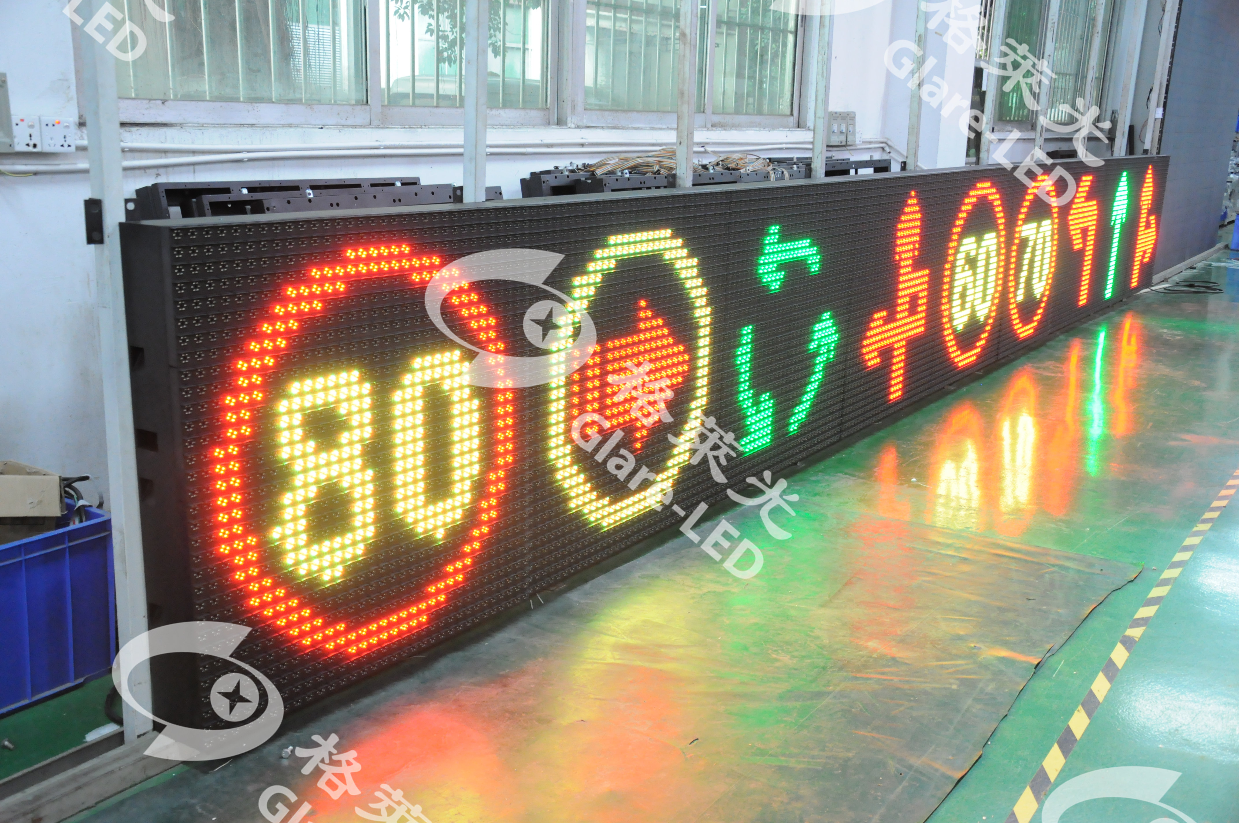 16x16 Resolution City Road Gantry Top Variable Message Sign Full Color LED Display