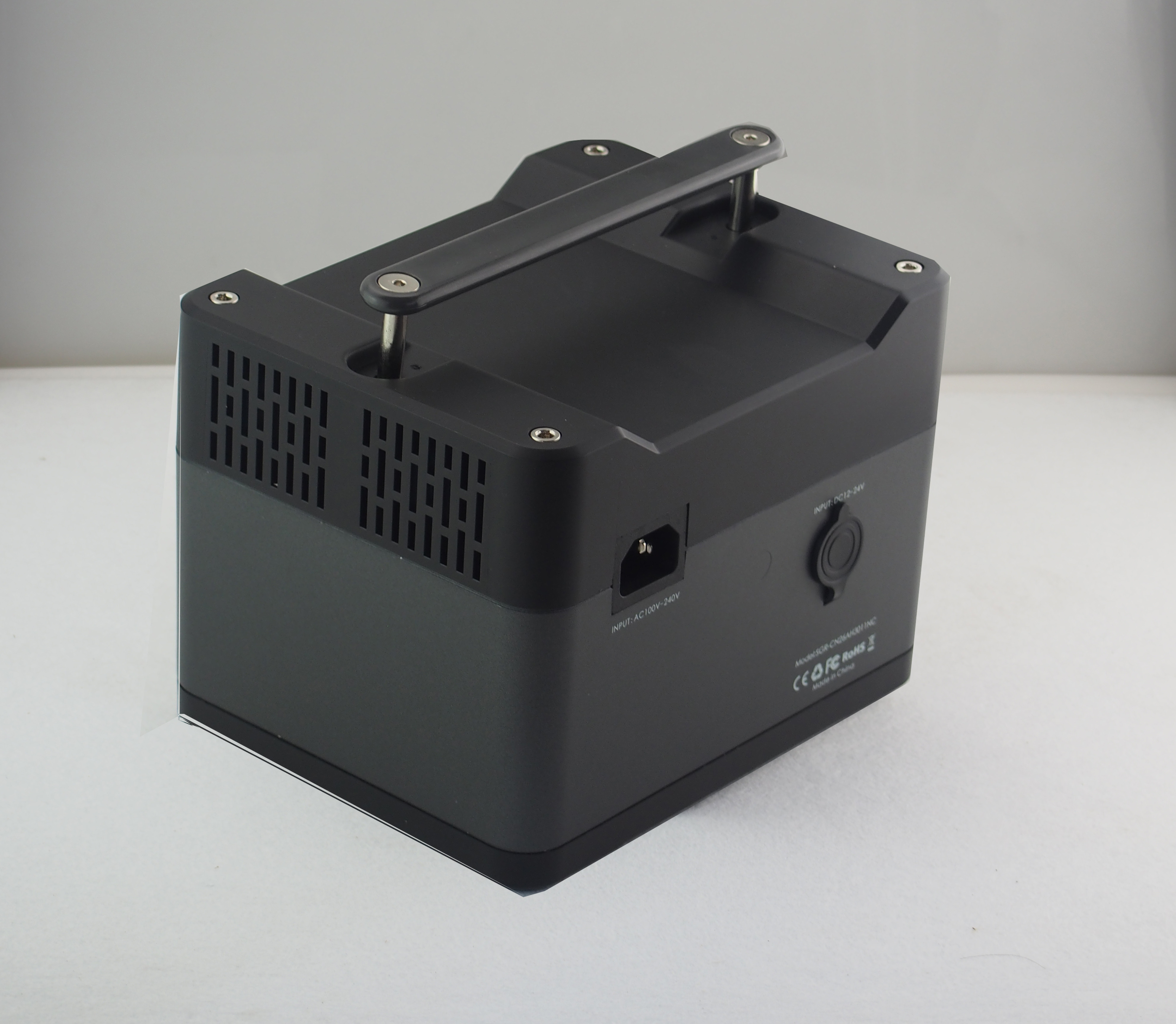 300W 100V Portable Solar Powered Generator , Portable Solar Generators For Home Use