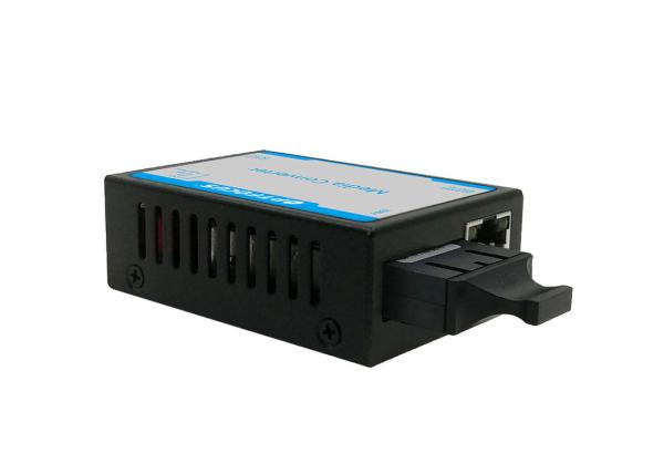 Quality Dual Port Gigabit Ethernet Fiber Media Converter Single Mode 10/100M SM 20KM for sale