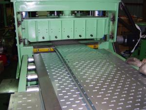 China Customized Cable Tray Roll Forming Machine 250 Ton Punching Press on sale