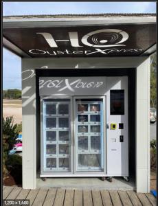 Buy cheap Oyster Vending Machine With Cooling System and Lockers 24V Electric Heating Defogging product