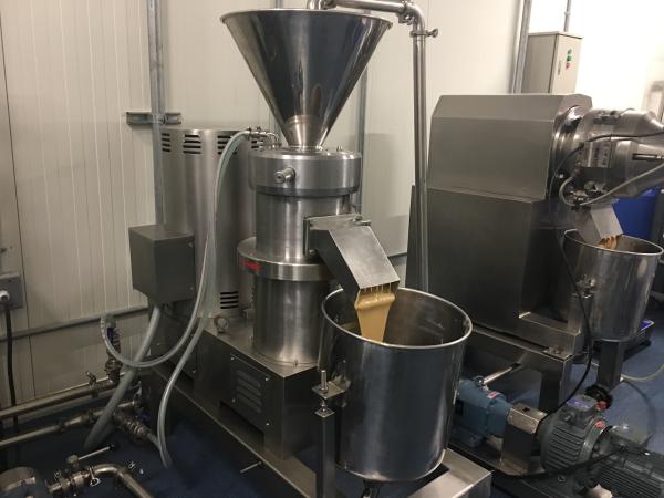 Quality Sesame Butter Peanut Butter Grinder Machine 150kg/h 200kg/h Compact Structure for sale
