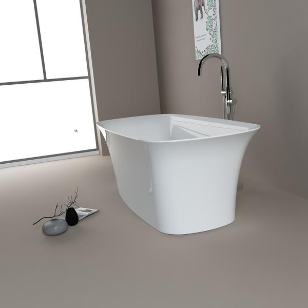 Quality 5 Years Warranty Rectangular Acrylic Soaking Tub With Center Drain Placement for sale