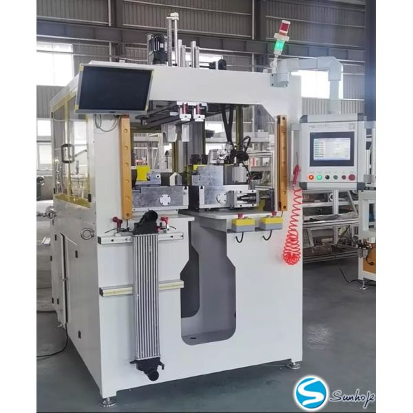 Fully Automatic Servo Controlled Radiator Crimping Machine