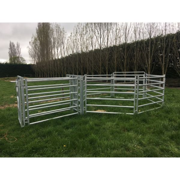 Heavy Duty Metal Corral Fence Portable Galvanized Livestock 4 / 5 / 6 Rails Cattle Fence