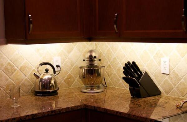 Flexible LED Strip Light SAMSUNG 5630 SMD No Dimmable For Cabinet Lighting