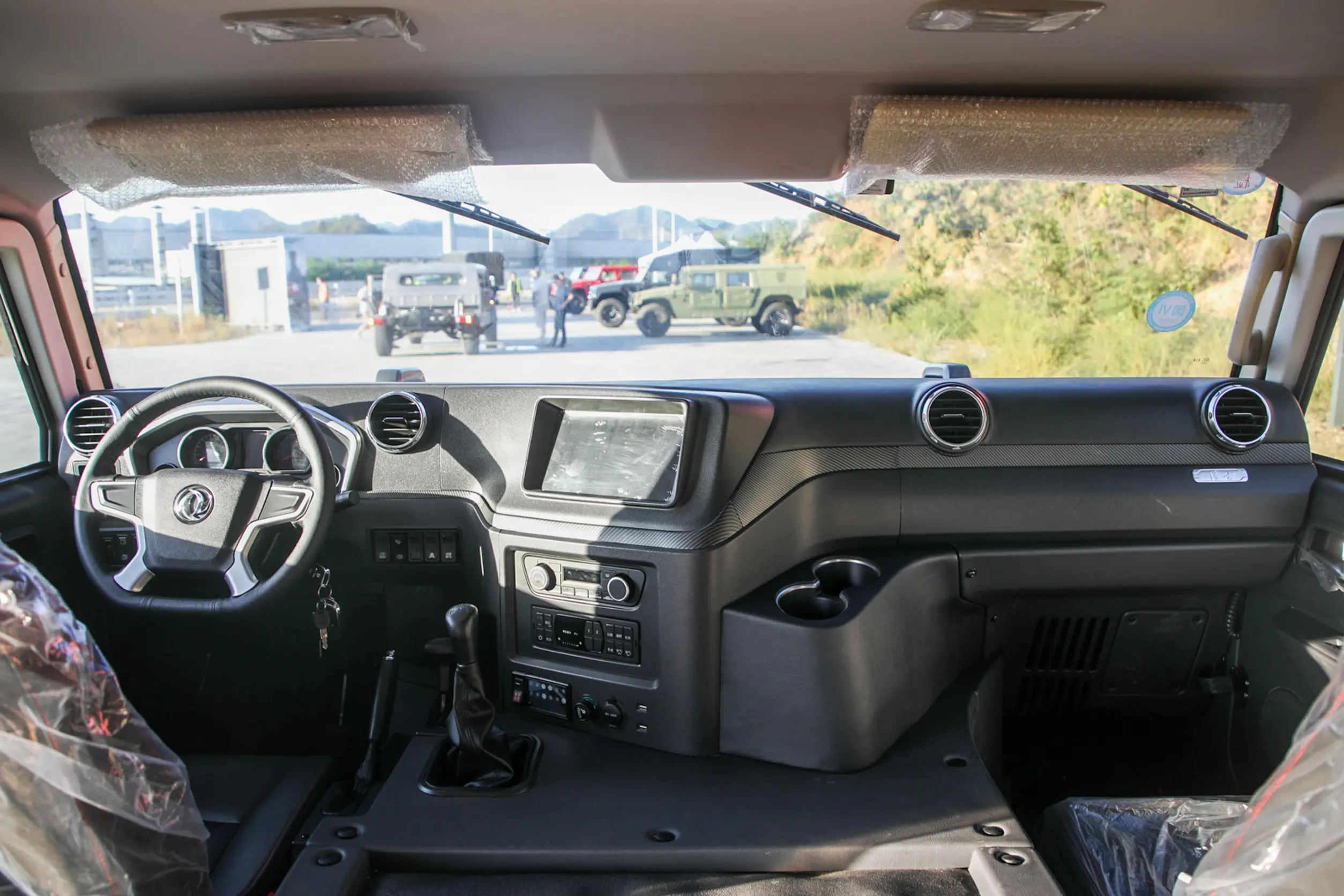 Don't miss out on the 2022 Dongfeng Mengshi Nixingzhe 500 4.0T V8 Diesel Low-Roof Van