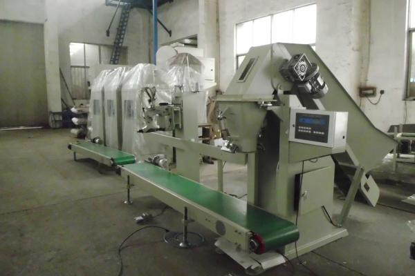Quality Lump Charcoal / Coal Bagging Machine Semi Automatic Bagging Machine for sale