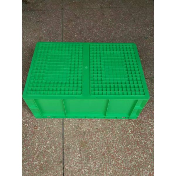 Virgin Polyethylene Green Stackable Plastic Storage Containers 600*400*230mm Standard Size Conveyor And Sorting System