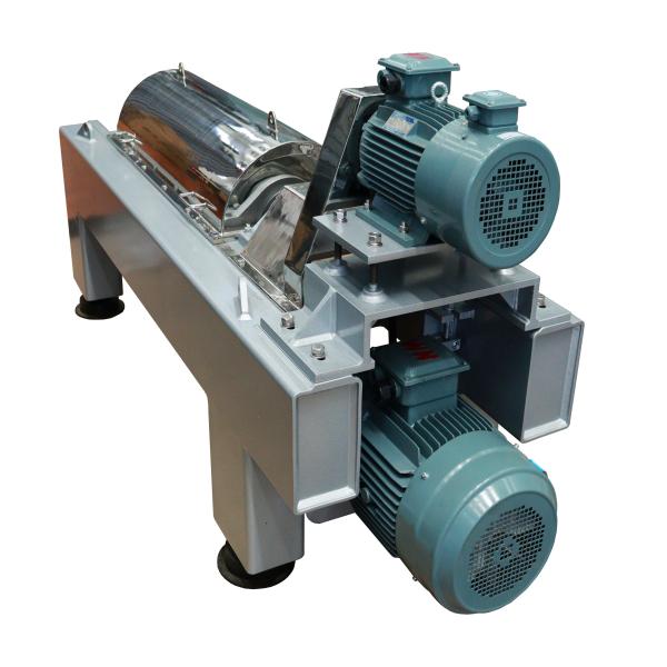 Quality 4000r/min Bowl Speed Scroll Screw Decanter Centrifuge For Automatic Sludge Discharge And Oil Separation for sale