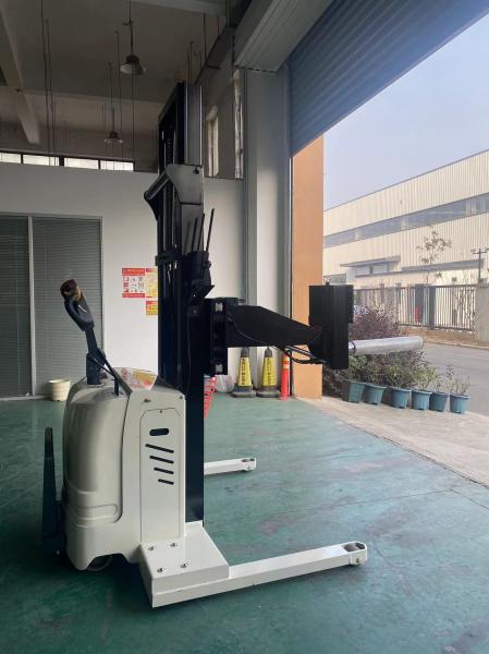 Quality Automatic Electric Battery Powered Roll Paper Plastic Film Roll Lifter Easy To Operate Paper Roll Forklifts for sale
