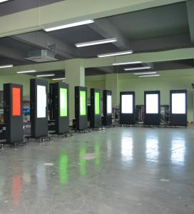 43 Outdoor Sunlight viewable LCD Digital Signage Kiosk
