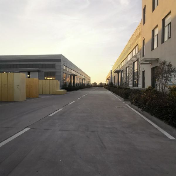 Polymeric Mdi Used in Rigid Foam of Refrigerator, Sandwich Panel, Spray, Pipe, Wood Imitation and So on