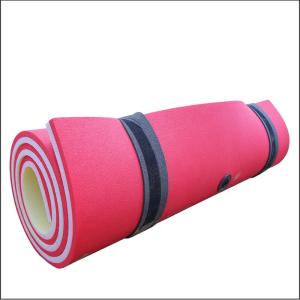 Buy cheap Anti Tear Foam Floating Water Pad Roll Up Pool Float Mat For Entertainment product