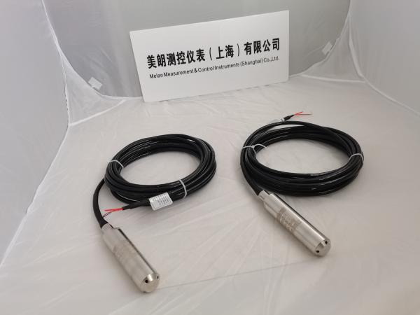 Quality Hydrostatic Submersible Level Transmitter With 0-10 PSIG Sensering Range for sale