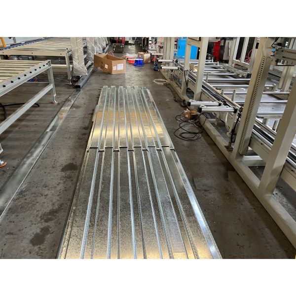 0.8mm-1.5mm Thickness Metal B Deck Floor Roll Forming Machine