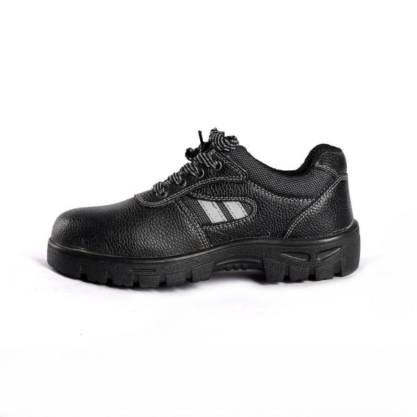 Quality EU 36-47 Basic Work Boots Embossed Cow Leather Upper Lace Up Closure Metal Eyelets Action Safety Shoes for sale