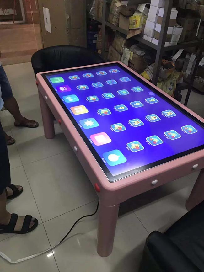 Smart Touch Interactive Screen Table Capacitive Multimedia Touch Table All In One Touch Screen Coffee Table