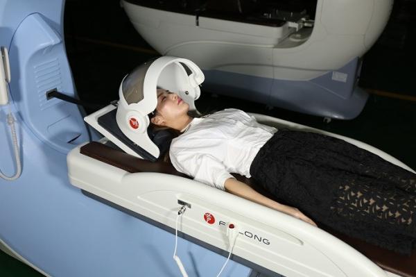 Quality Accurately Position 	Neck Decompression Machine Comfort Treatment Process for sale