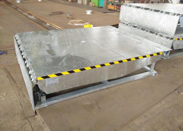 Quality Hot Dip galvanized Hydraulic dock leveler with 10 ton capacity for sale