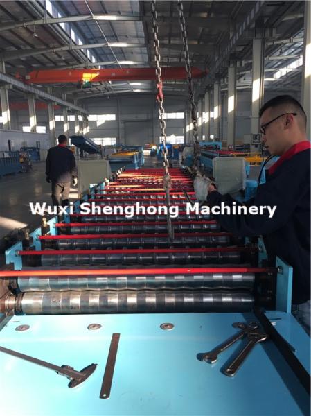 Quality Metal Sheet Roof Roll Forming Machine , Corrugated Roll Forming Machine for sale