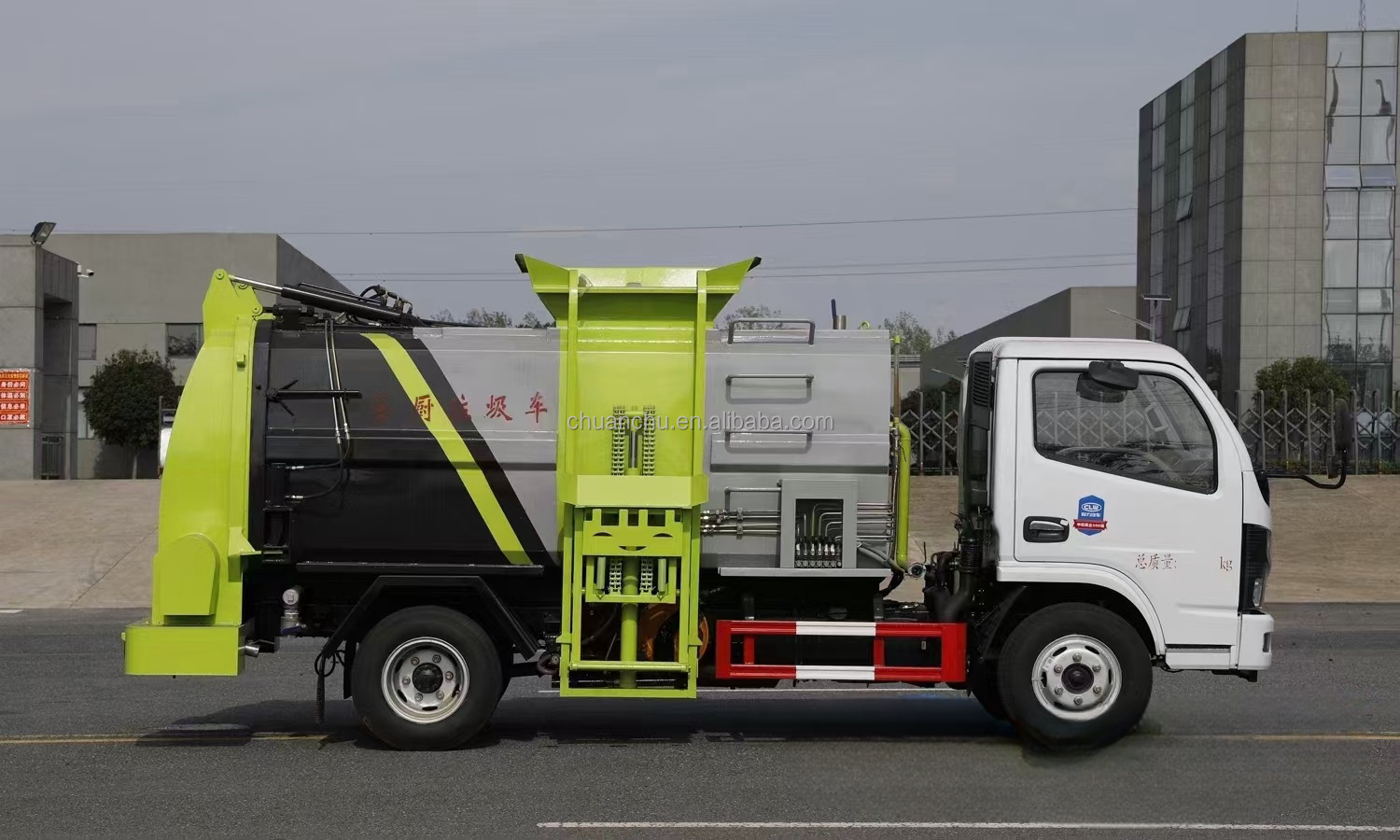 6m3 Pure Electric Side Loading Compactor Kitchen Garbage Truck with Eco-Friendly Operation