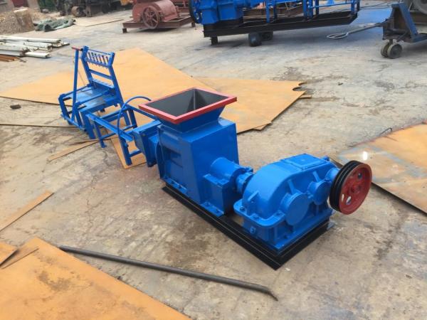 Quality Metallurgy Clay Brick Making Machine With HP15 Diesel Engine for sale