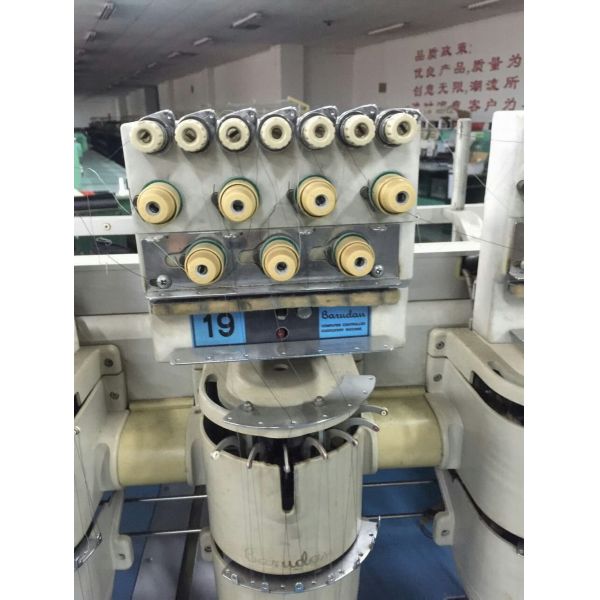 LCD Screen 7 Needles 2nd Hand Embroidery Machine For Towels / Jackets