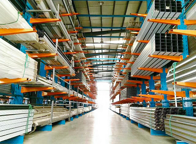 Optimize Your Warehouse Space with Long Item Storage Cantilever Rack and Pivoting Arms