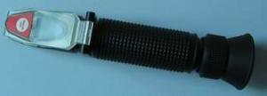 China Industrial Fluid Optical Refractometer Black Leather Case Packing on sale