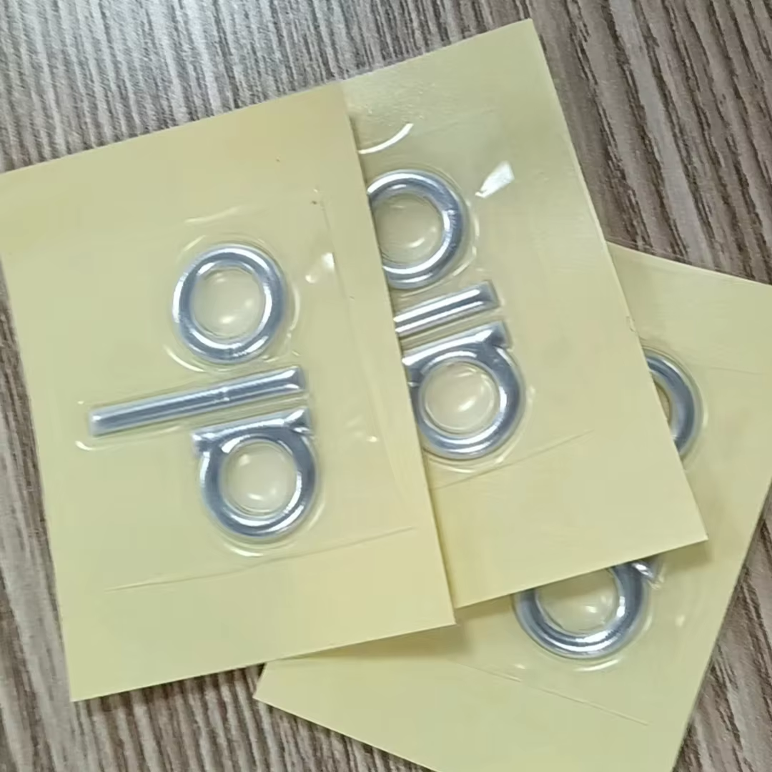 Custom 3D TPU Heat Transfer Patches Silver TPU High Frequency Label For T-Shirts Sportswear