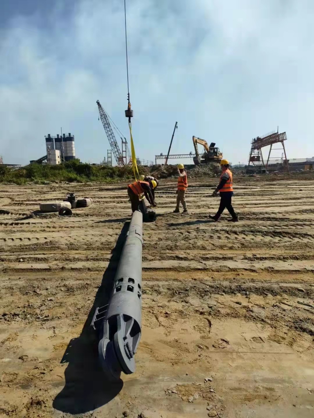 Stone And Sand Column Vibro Compaction Piling Vibroflot For Soil Improvement
