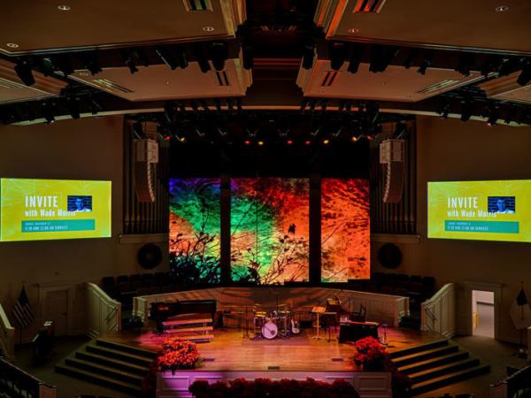 Quality Soled Color Pixel P3.91 Stage LED Display HD Video Performance Clear Vivid Image for sale