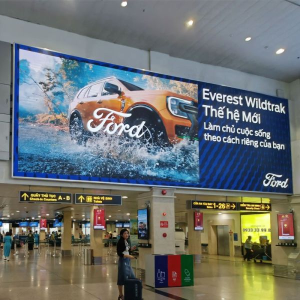 Indoor 3M*2M Full Color P2.5 LED Screen Movable Advertising Display High Brightness Digital Signage