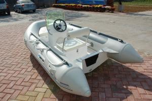 Buy cheap PVC 5 Person Inflatable Boat For Fishing , 330m Jockey Console Marine Inflatable Boat product