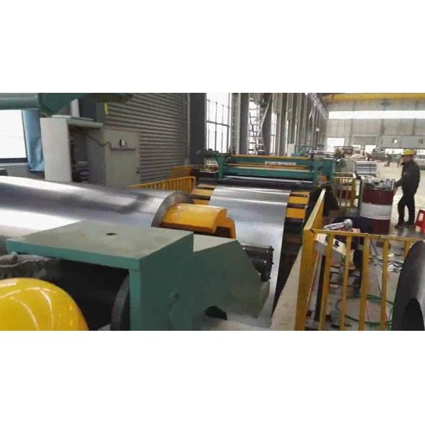 Width 600-2000mm Gi Steel Coil Slitting Machine High Speed Slitting Line