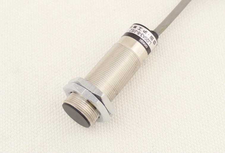 Inductive Proximity Sensor LJ20A3-8-Z/AY 3Wire NC DC 6-36V PNP 200mA Proximity Switch